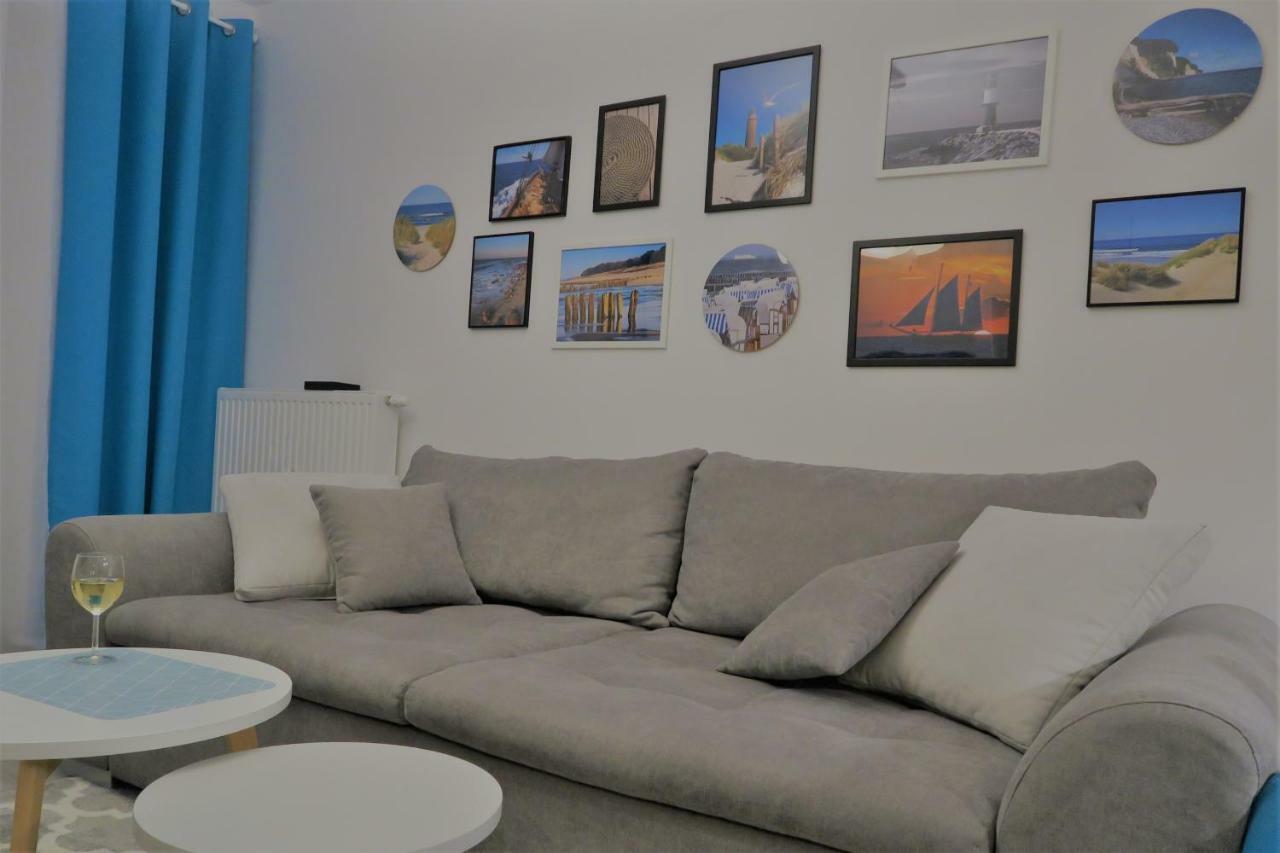 Blue Sea Apartment Kolobrzeg Exterior photo
